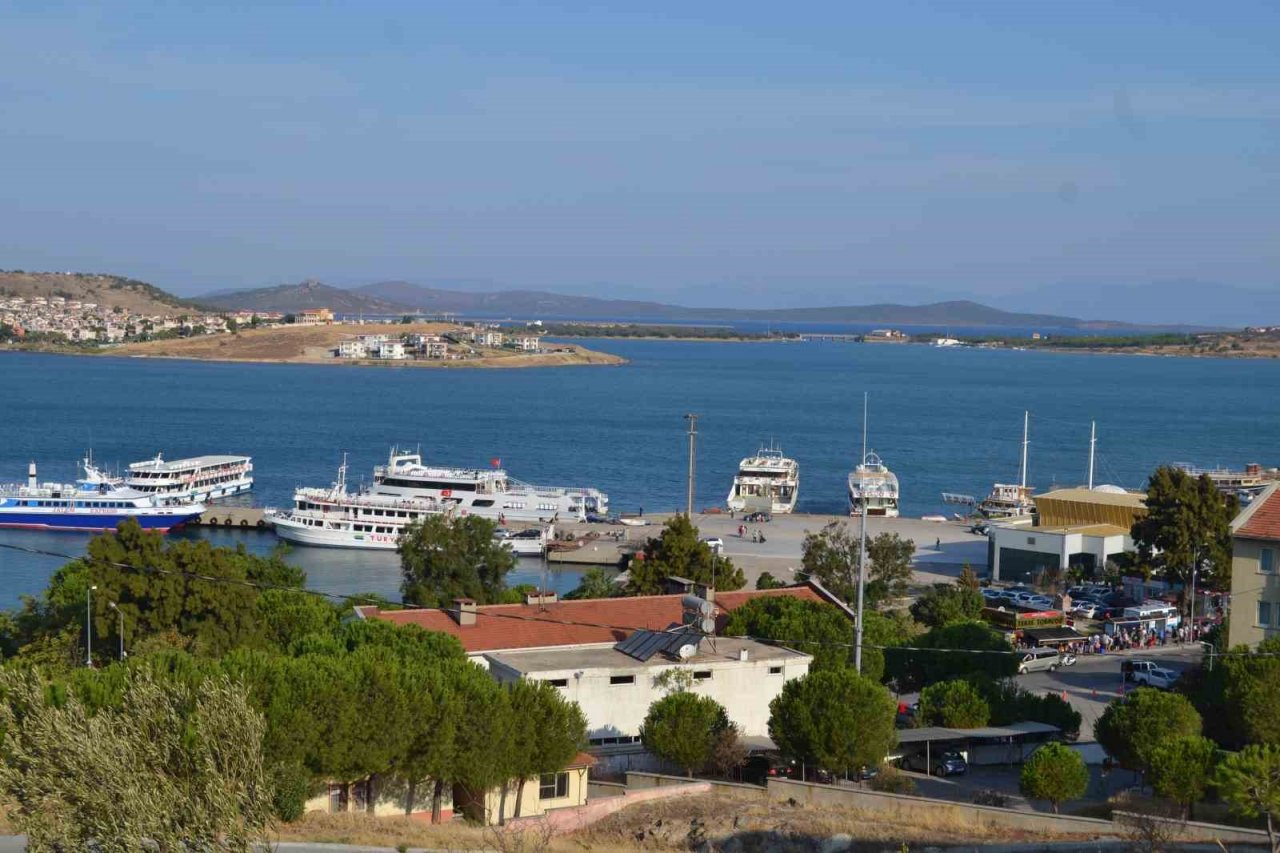 Balıkesirli deniz turizmcileri vize sorununa rağmen bayramda yüzde 90 civarında turist bekliyor