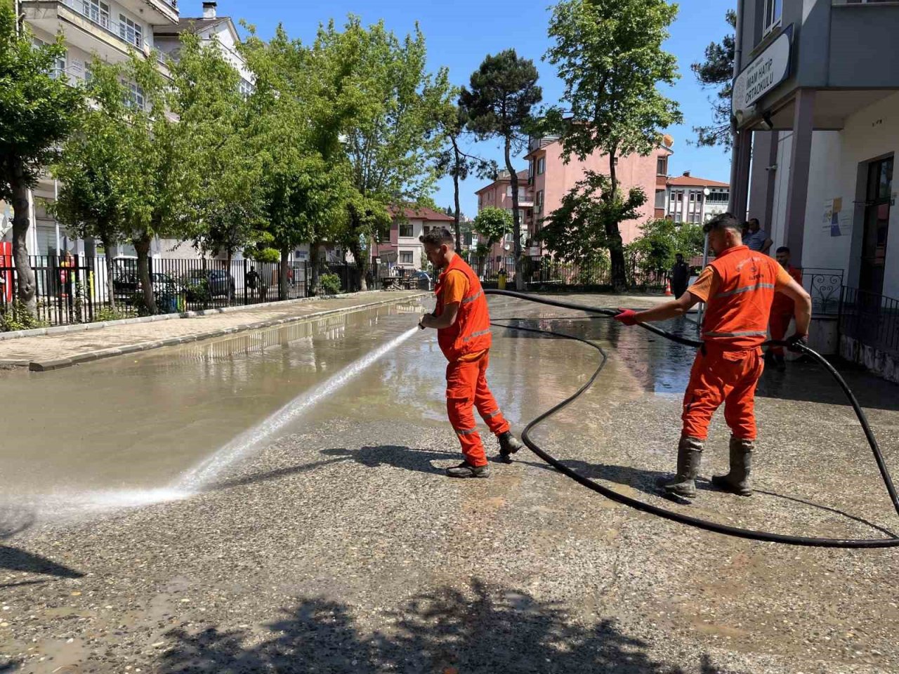 Selin vurduğu tarihi ilçe Amasra’da temizlik çalışmaları sürüyor