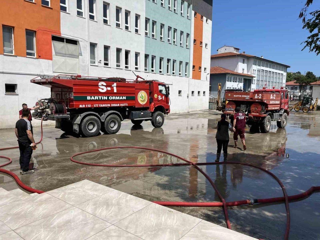 Selin vurduğu tarihi ilçe Amasra’da temizlik çalışmaları sürüyor