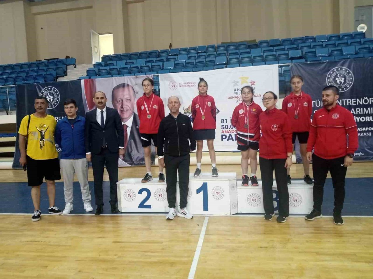 Masa tenisi turnuvasında Aydın’ı başarıyla temsil ettiler