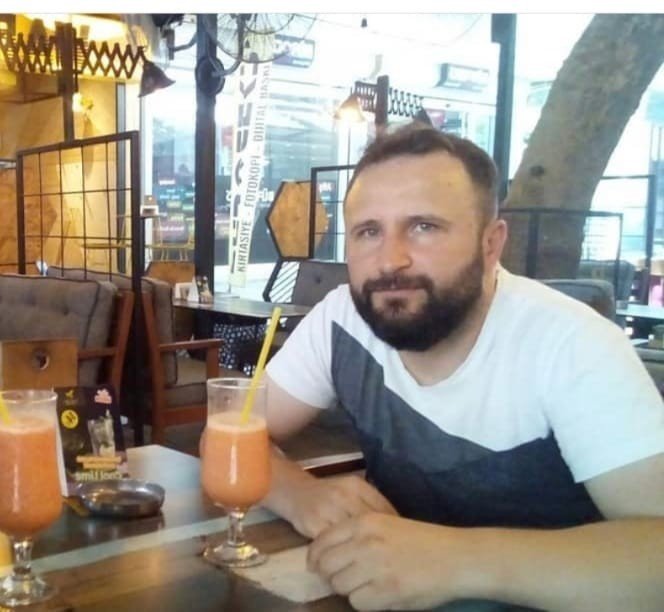 Bıçakladığı eşini eşarpla boğarak öldüren katil koca hakim karşısına çıktı