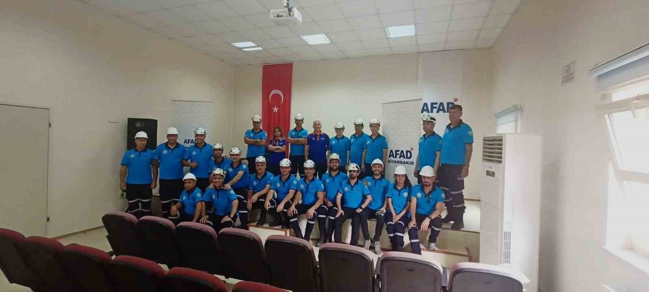 DÜAK akreditasyon eğitimlerine devam ediyor