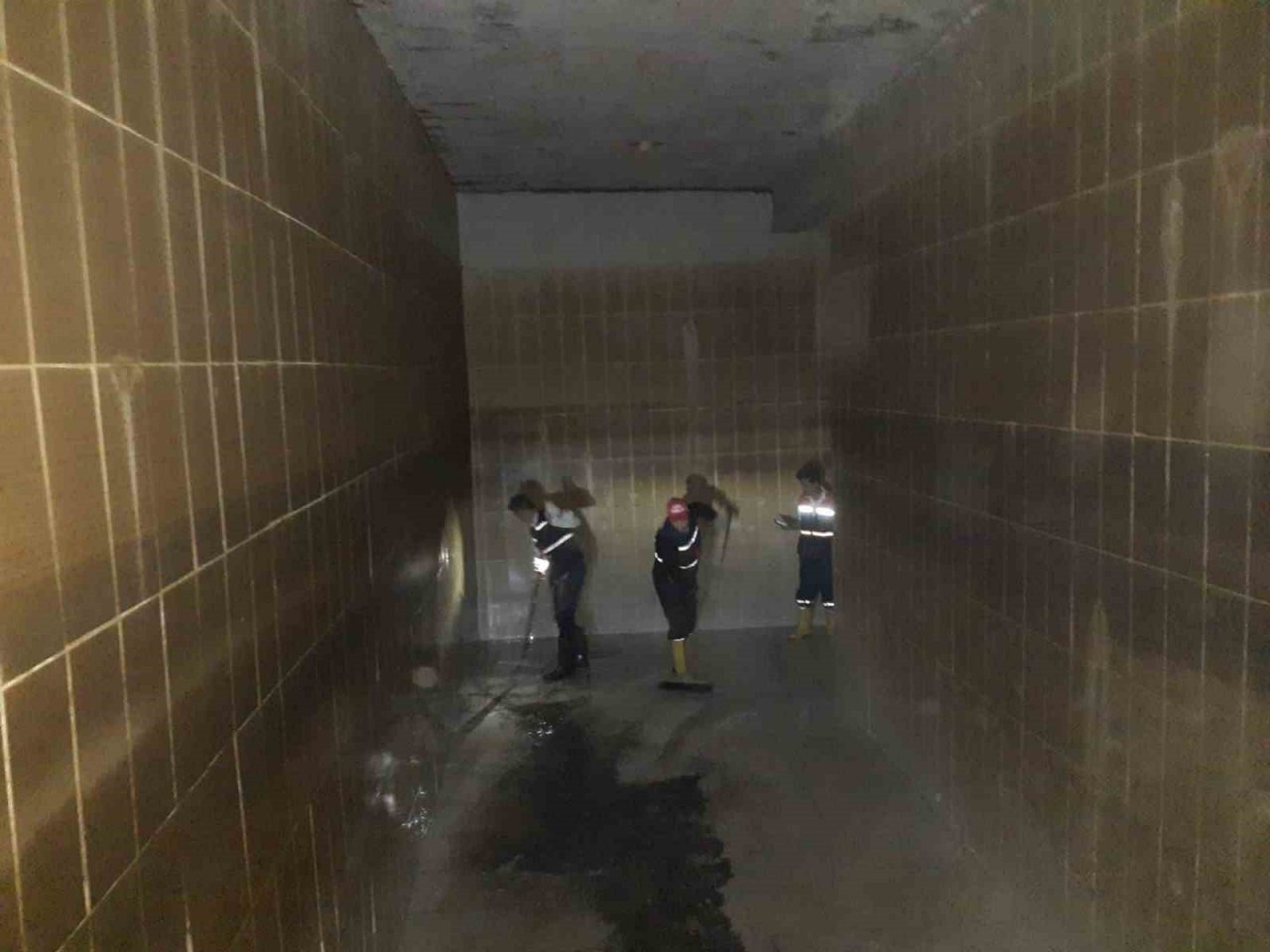 Hakkari’de su depoları yıkandı