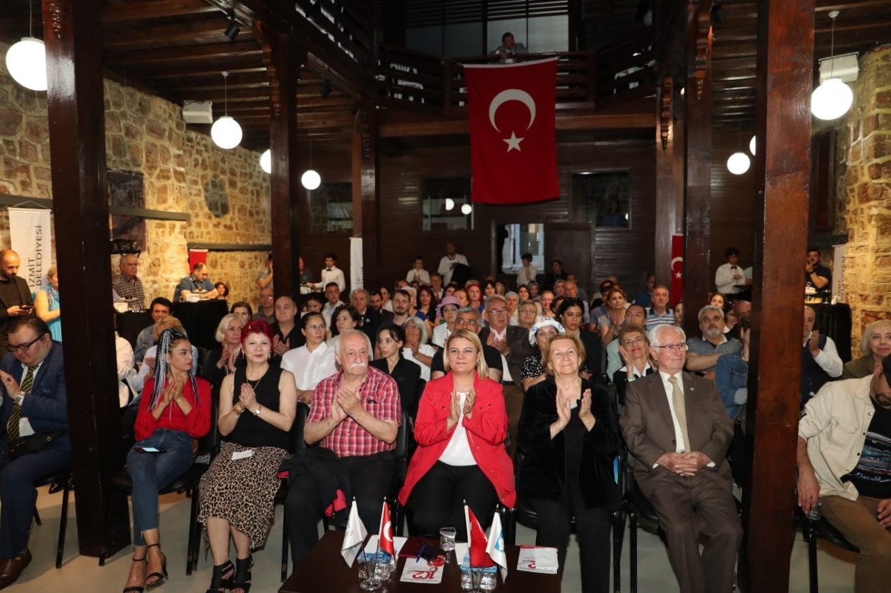 Usta şairler anıldı