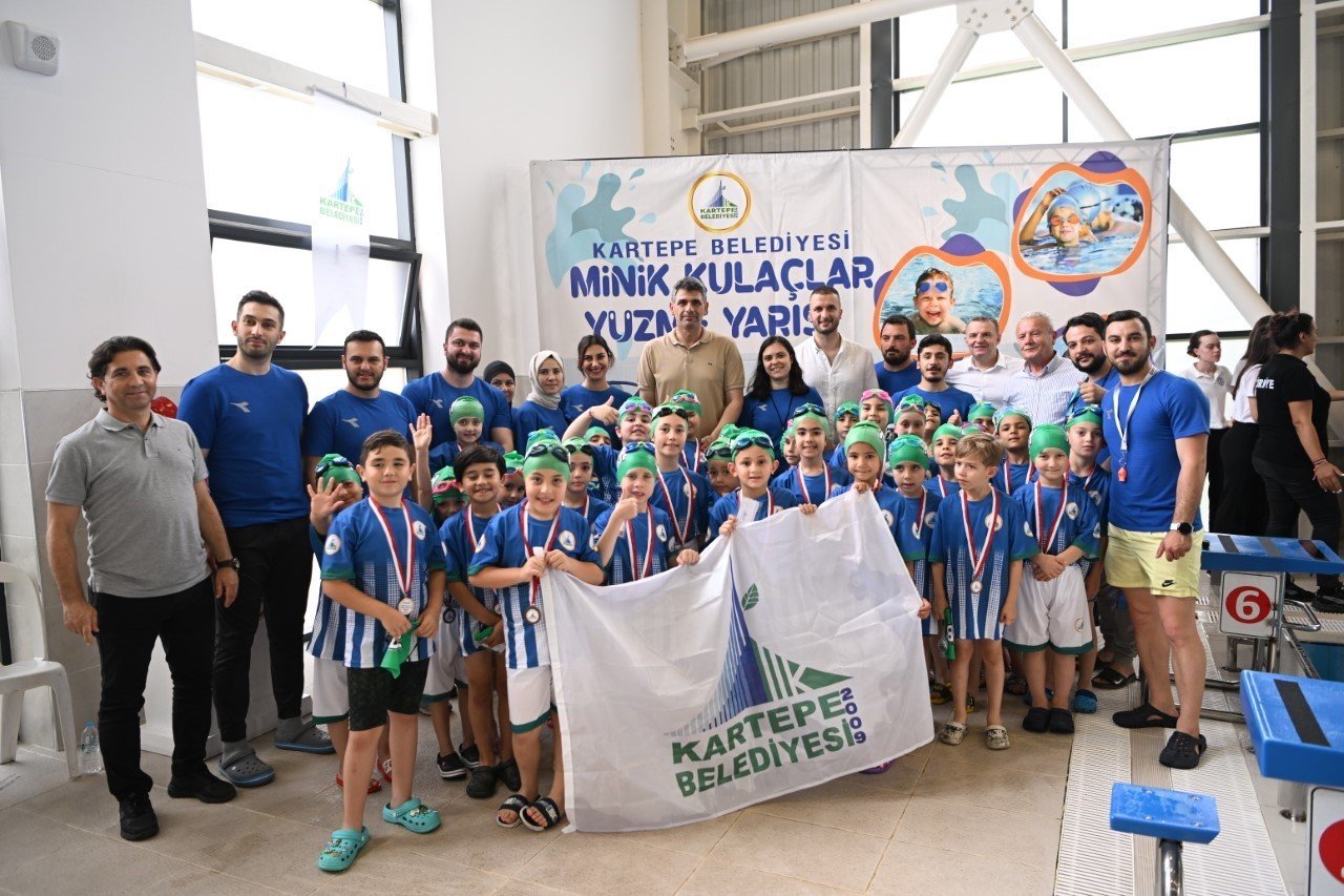 Minikler Kartepe’de kulaç attı