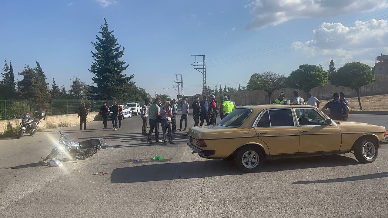 Kilis’te motosiklet ile otomobil çarpıştı: 1 yaralı
