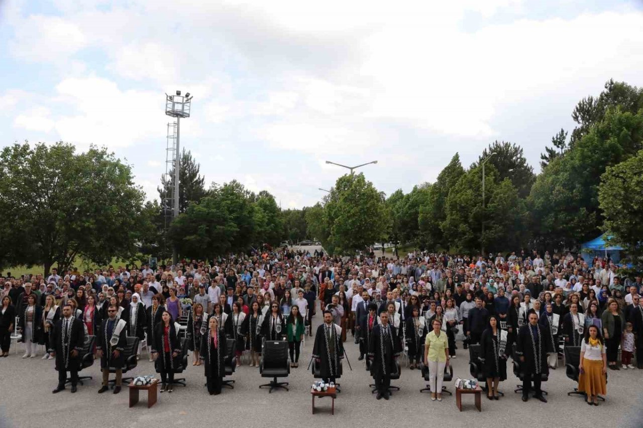 KSBÜ’de mezuniyet coşkusu yaşandı