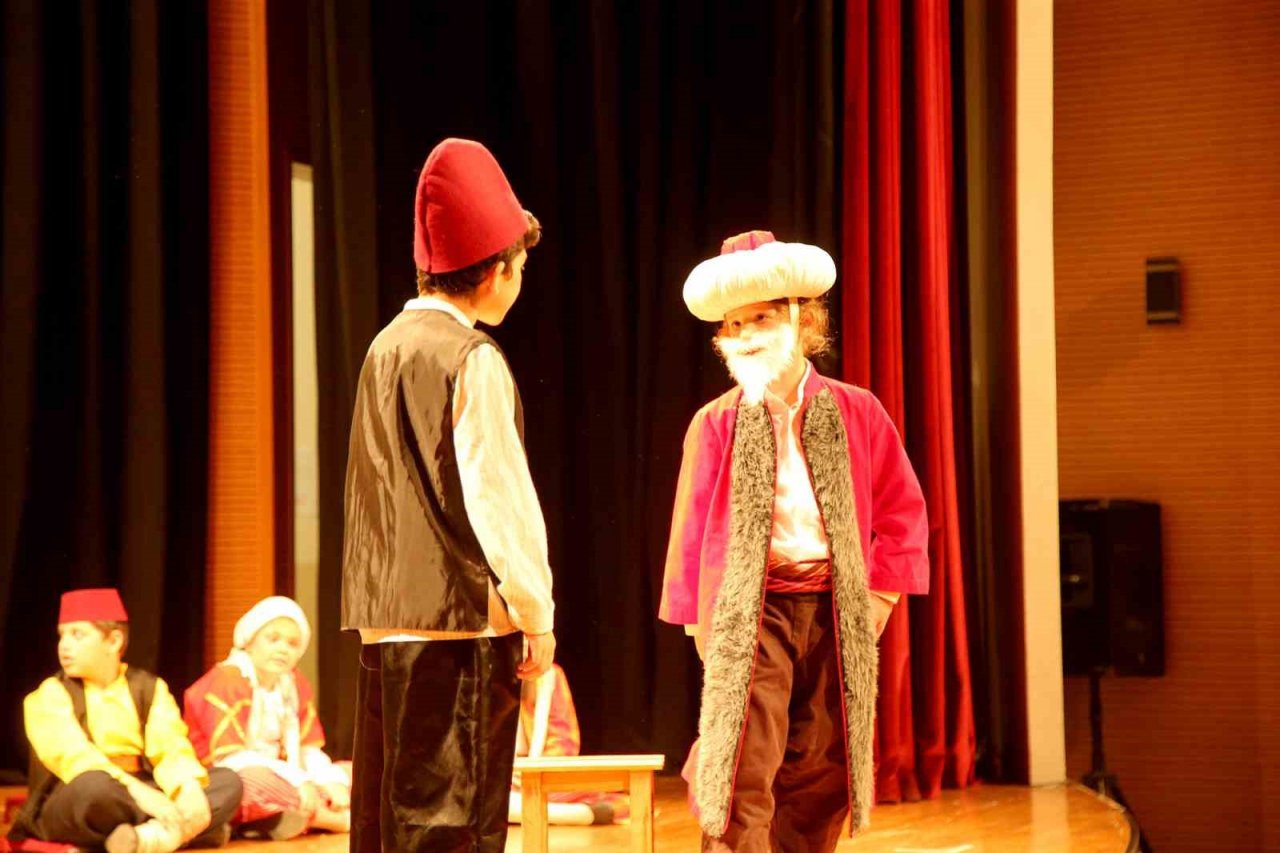 SGM’de orta oyunu ve Nasreddin Hoca gösterileri büyük alkış topladı