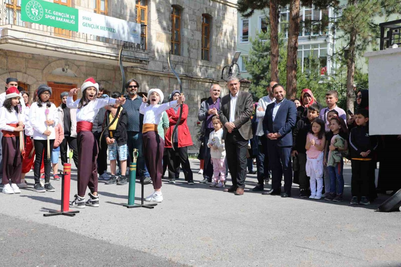 Sivas’ta yaz okulu açıldı