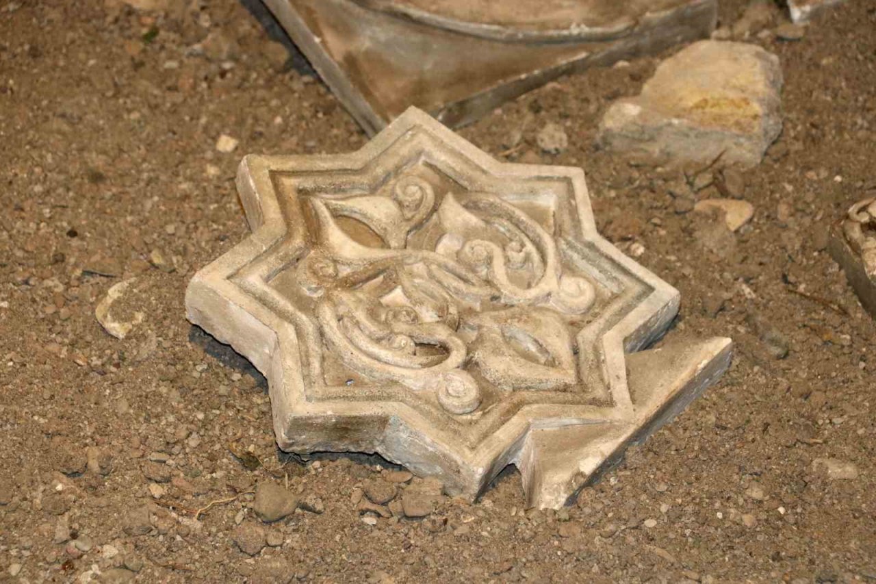 ‘Bozkırda Yükselen Tarih Divriği Ulu Cami ve Darüşşifası’ isimli sergi açıldı