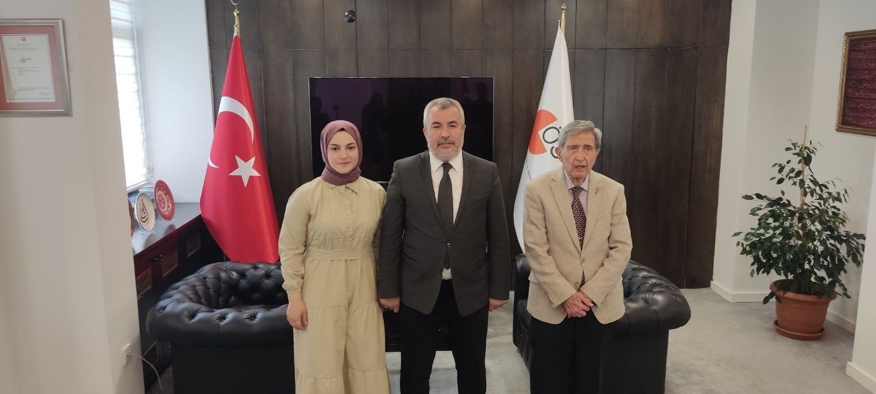 YKS’ye giren en genç ve en yaşlı aday ÖSYM’de bir araya geldi