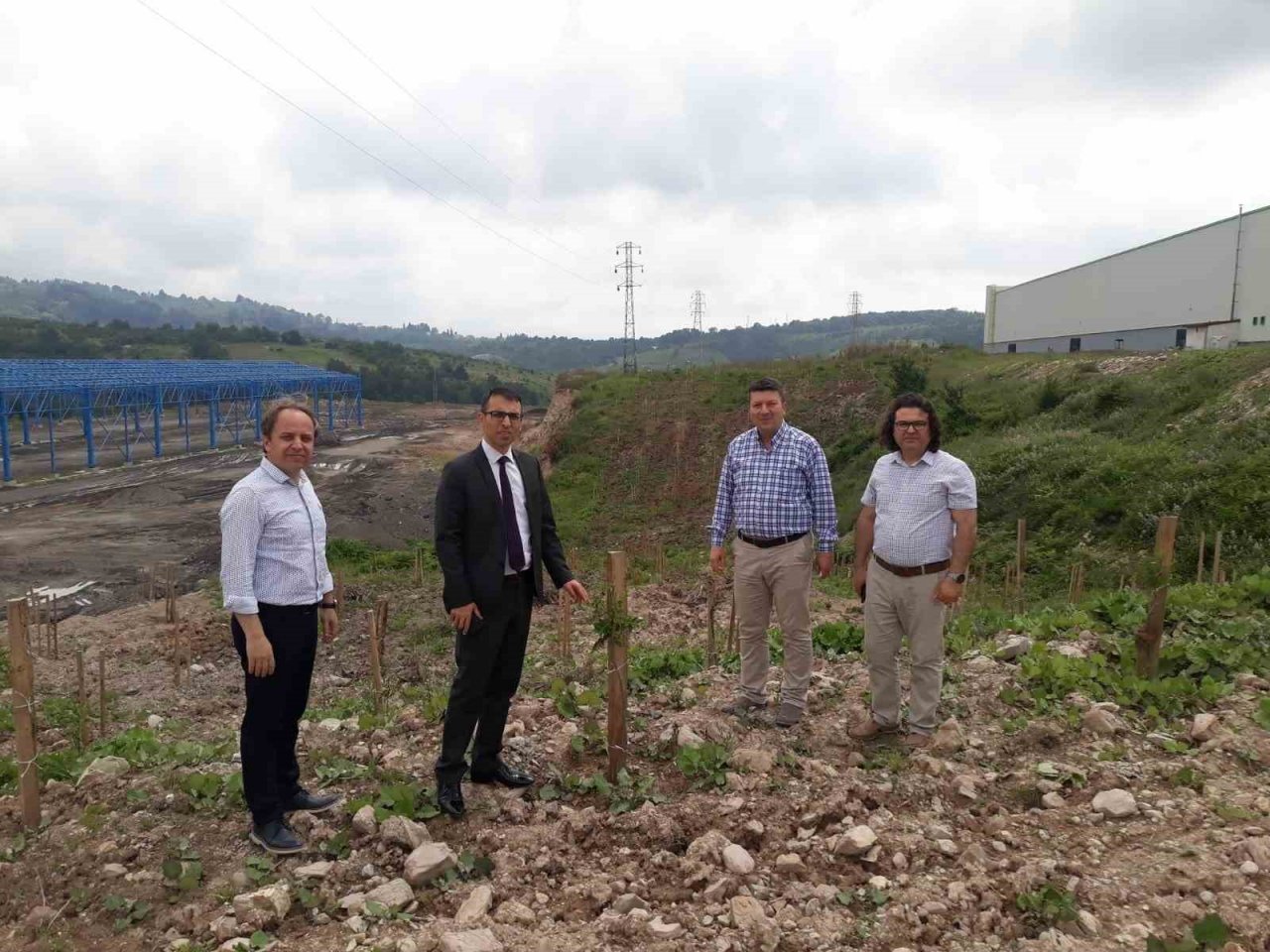 Karma meyve bahçesi projesi ile çiftçilere uygulamalı eğitim