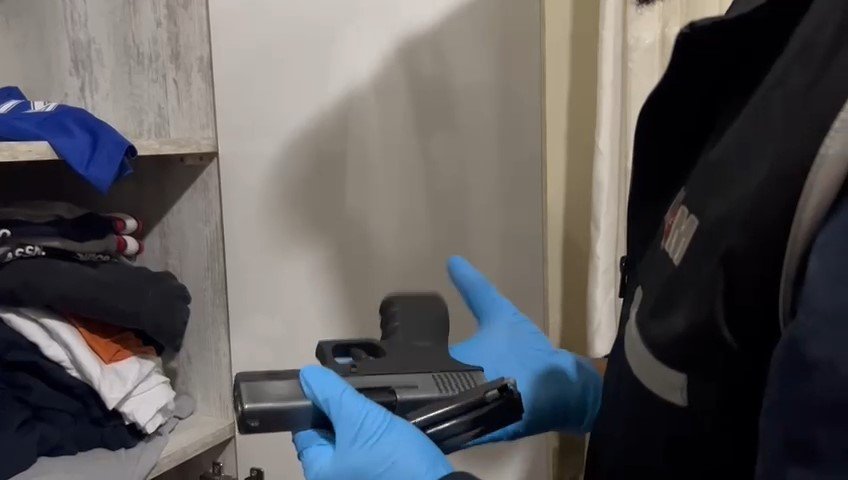 Bursa merkezli ruhsatsız silah operasyonu: 5 kişi tutuklandı