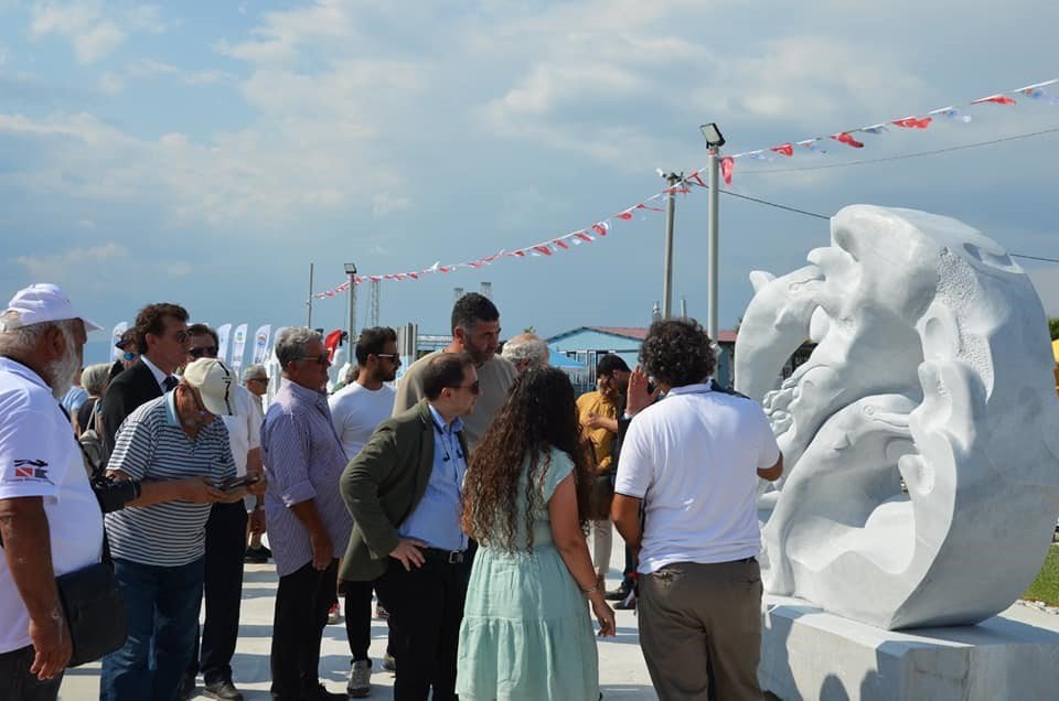 Gömeç Su Altı Heykel Galeri’sinde sergilenecek heykeller törenle açılı