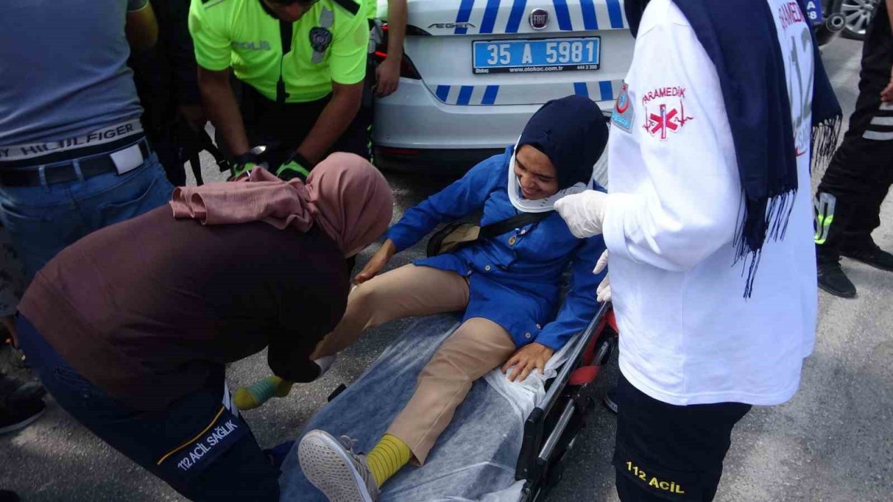 Polis aracı ile motosiklet çarpıştı: 2 yaralı