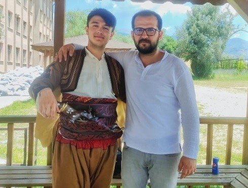 Hakan Yücel, Solo Zeybek Yarışmasında birinci oldu