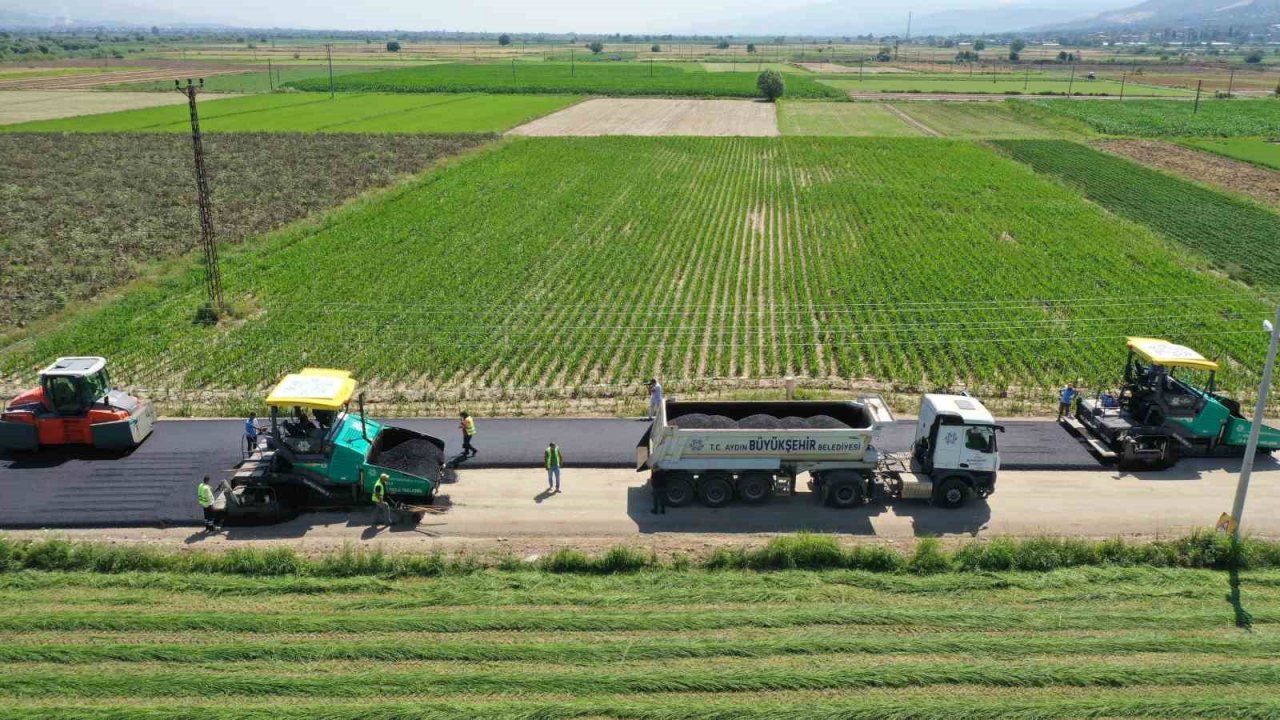 Umurlu Armutlu yolu sıcak asfalta kavuştu