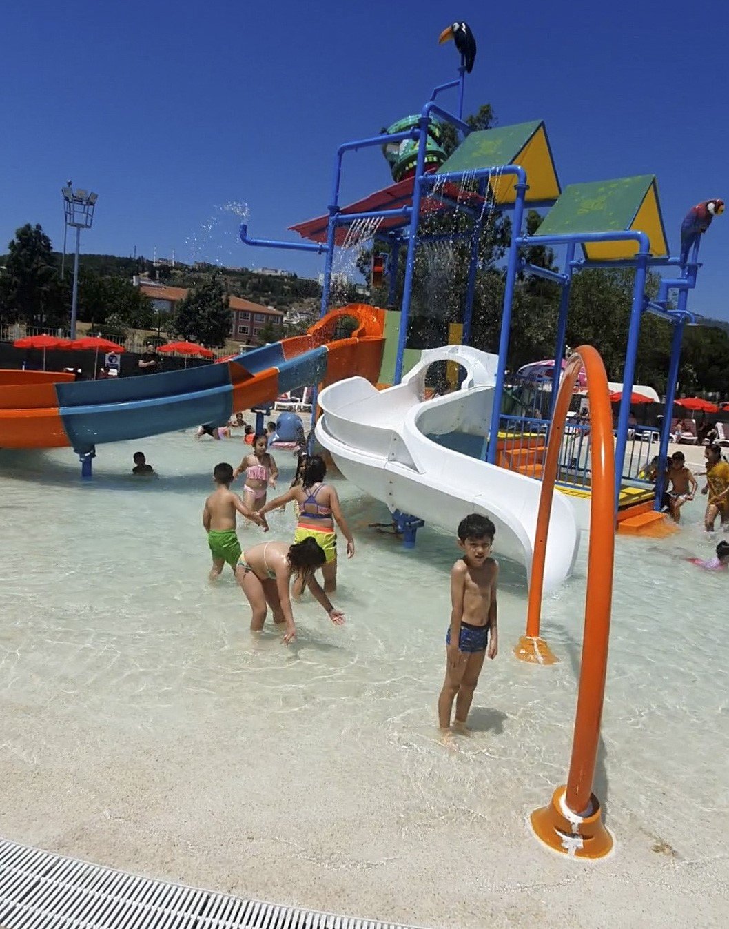 Aydın Tekstil Park çocuklara aquaparkıyla da eğlence sunuyor