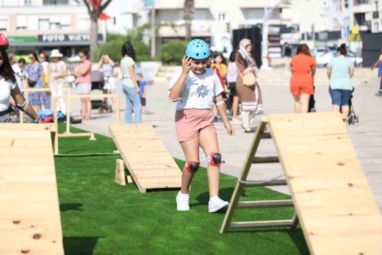 Didimli çocuklar festivalde doyasıya eğlendi