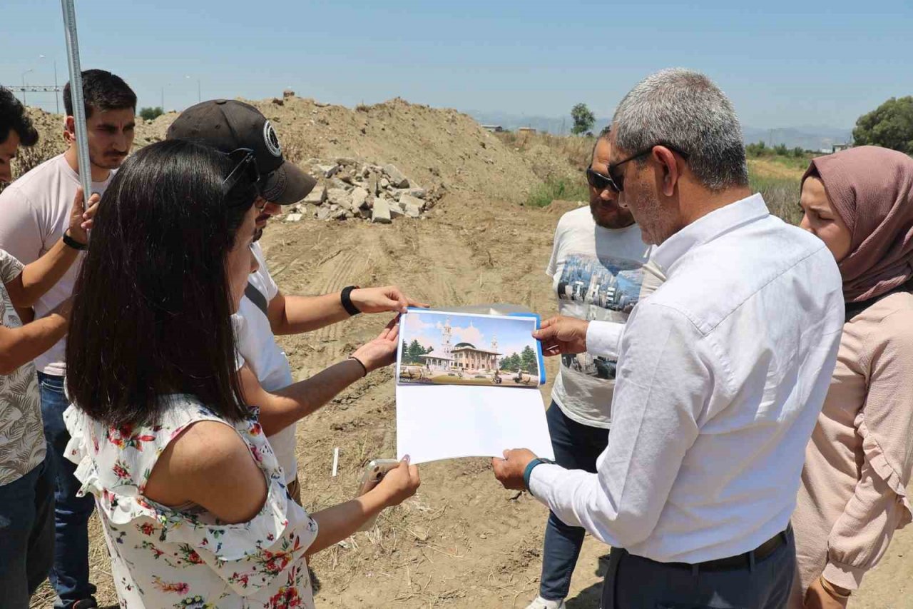 Koçarlı’da hayırseverlerin bağışladığı arsada cami yapımına başlandı