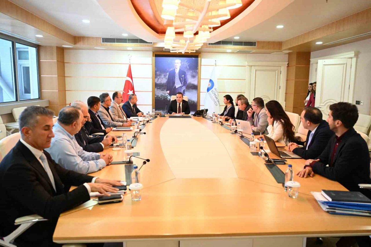 Yeşil ve Geleceğin Şehirleri Projesi’nde Antalya pilot il seçildi