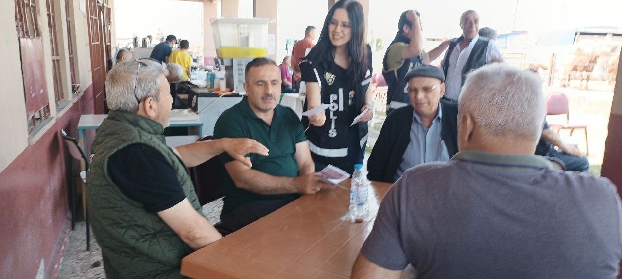 Polisten Kurban satıcılarına sahte para uyarısı