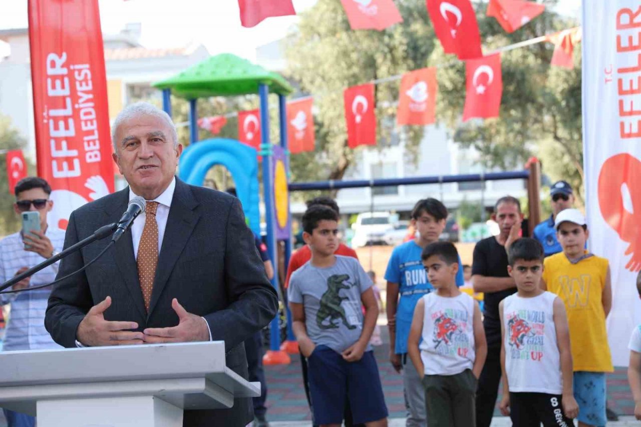 Efeler’de Hüseyin Kaya parkı hizmete açıldı