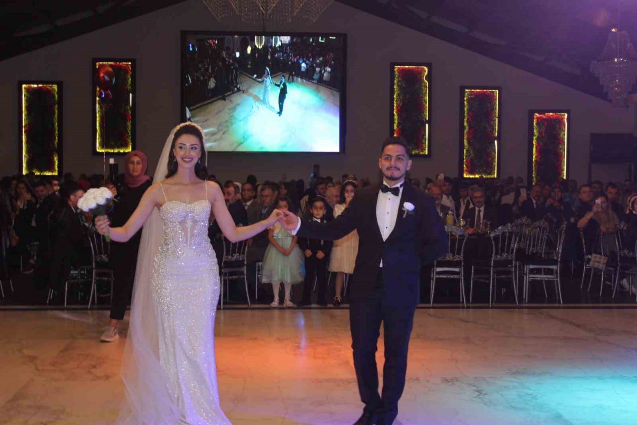 Yazıcı ailesinin mutlu günü