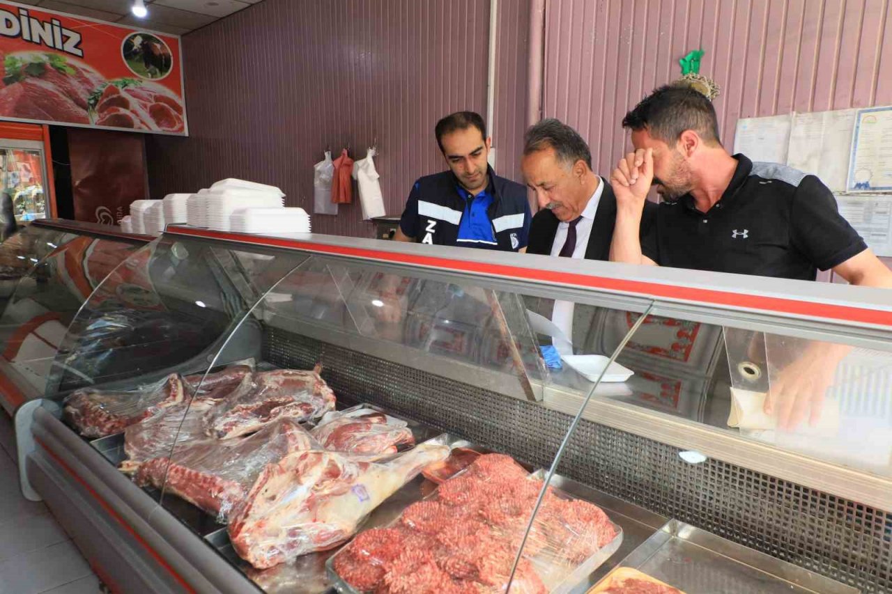 Hakkari’de kasap ve şarküteriler denetlendi