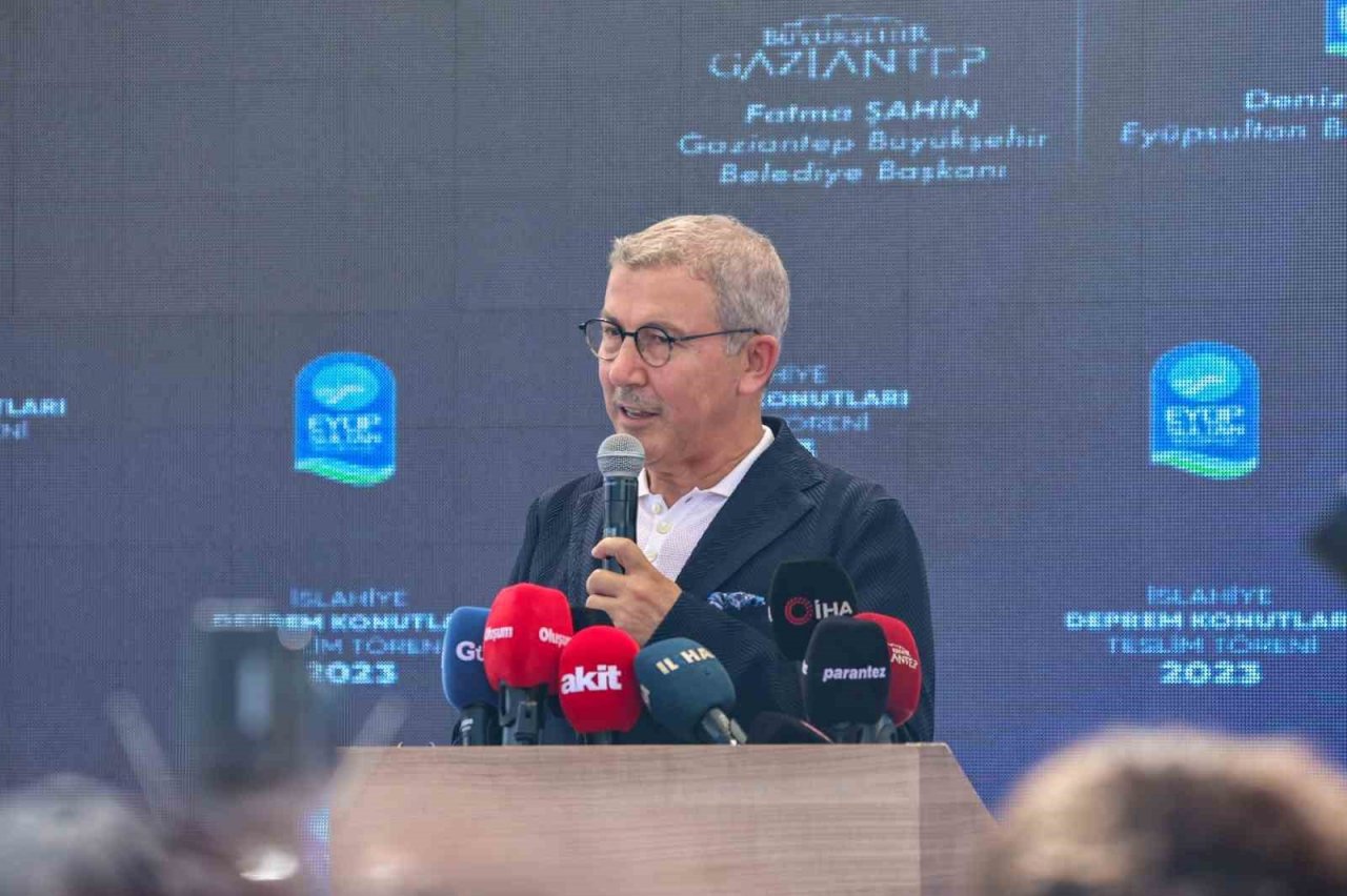 İslahiye’deki kalıcı konut teslimatı son sürat devam ediyor