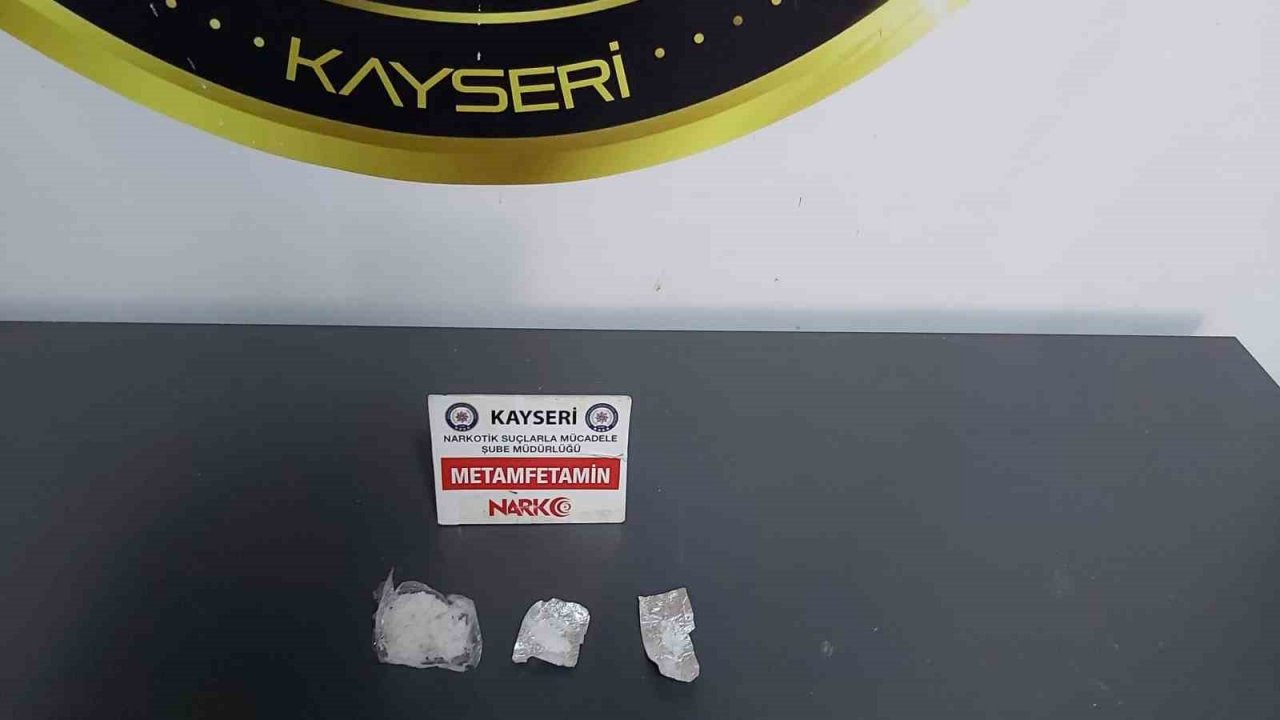 Uyuşturucu tacirlerine şafak operasyonu: 18 gözaltı