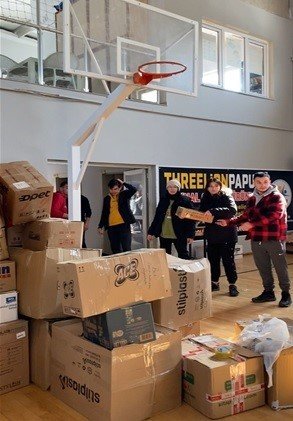 Yabancılardan deprem bölgesine anlamlı destek