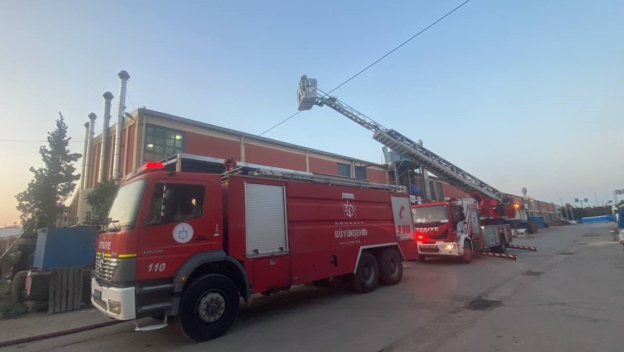 Su soğutma tesisatı yaparken çıkan yangında bir işçi yaralandı