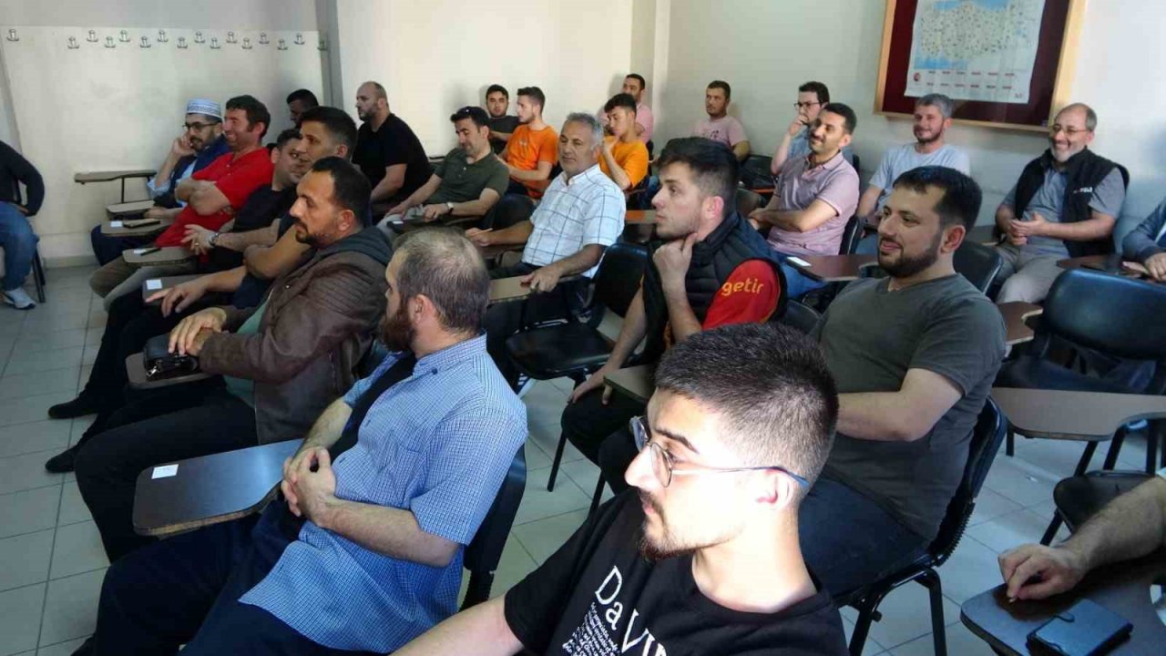 Kurban kesecekler eğitimden geçti