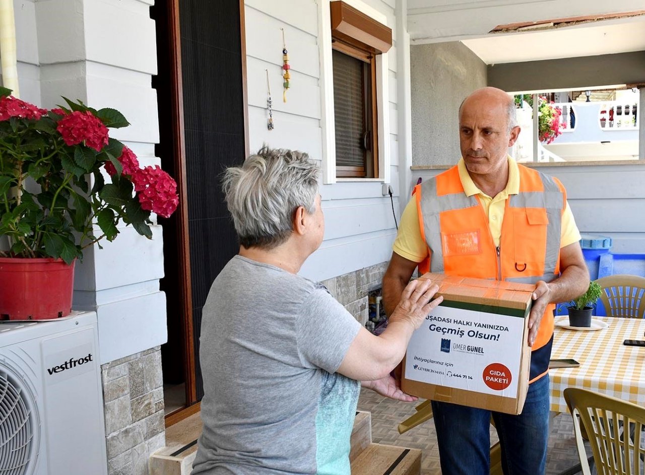 Kuşadası Belediyesi’nden depremzedelere Kurban Bayramı desteği