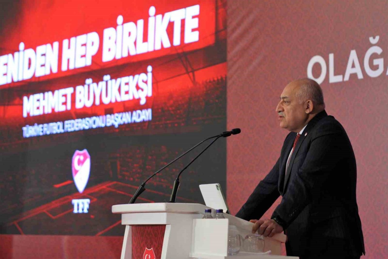 Mehmet Büyükekşi: “Yarı otomatik ofsayt teknolojisini Türk futboluna kazandırmak için çalışıyoruz”