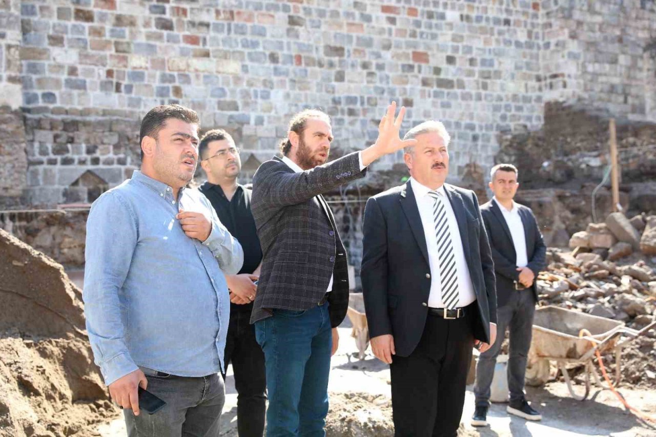 5 asırlık Tarihi Gön Han yakında yeniden hayat bulacak