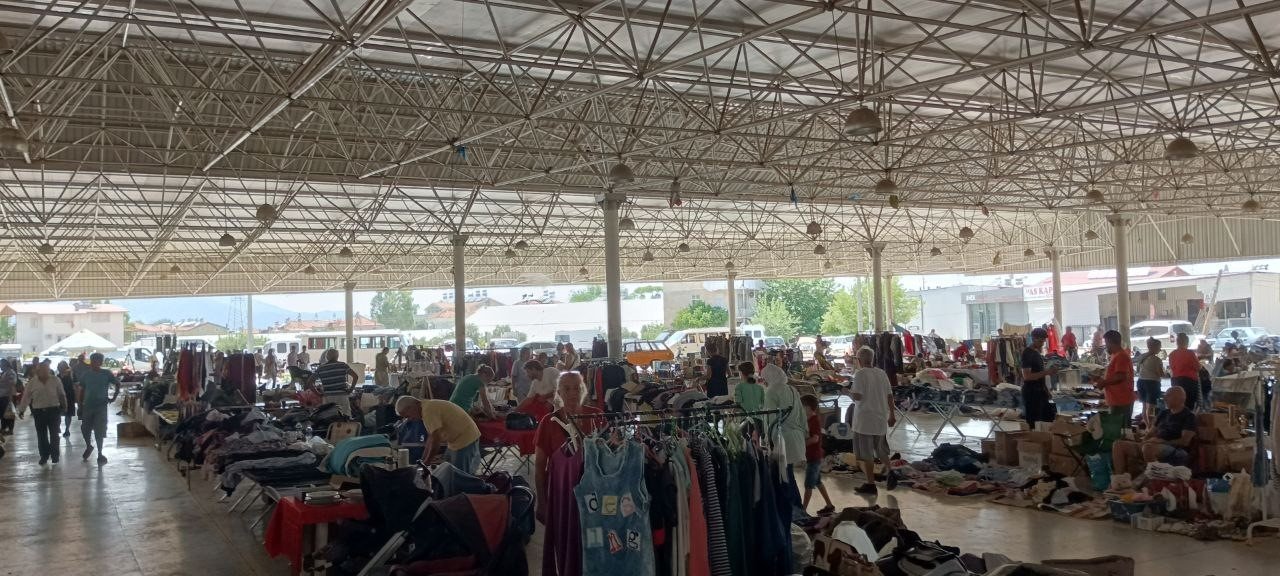 Fethiye’de ikinci el pazarına yoğun ilgi