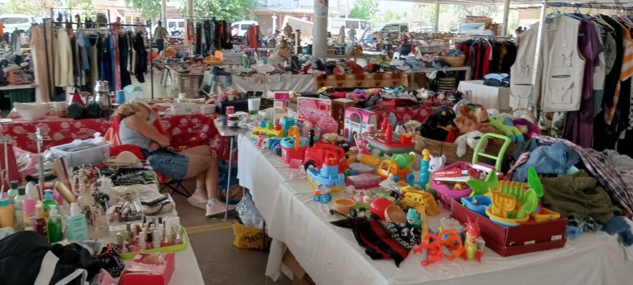 Fethiye’de ikinci el pazarına yoğun ilgi