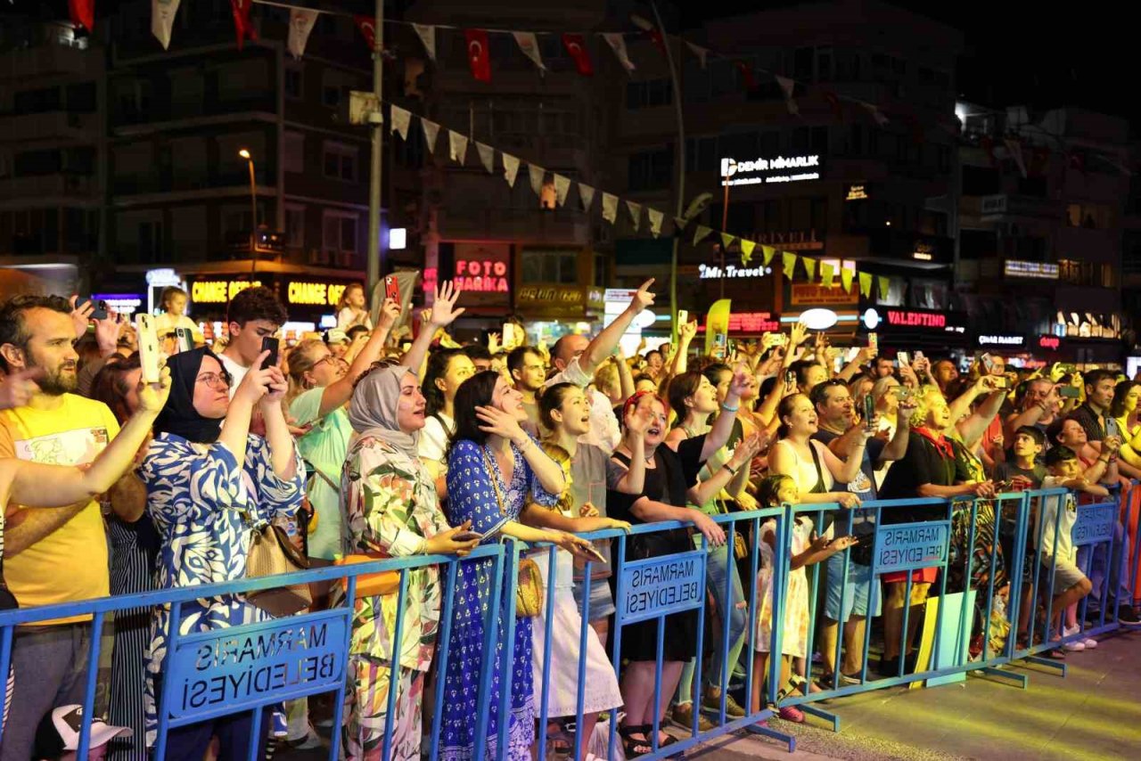 Marmaris’te ‘Yeni Türkü’ rüzgarı esti