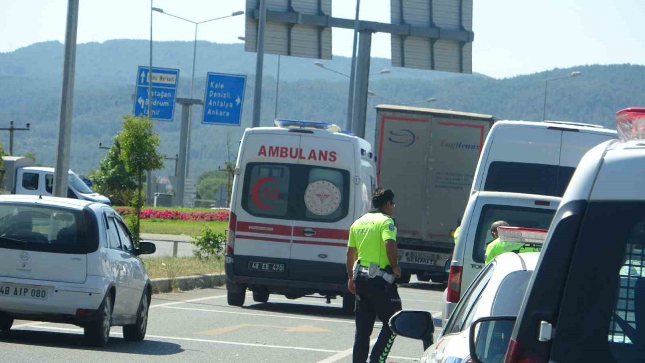 Muğla’da zincirleme kaza: 2 yaralı