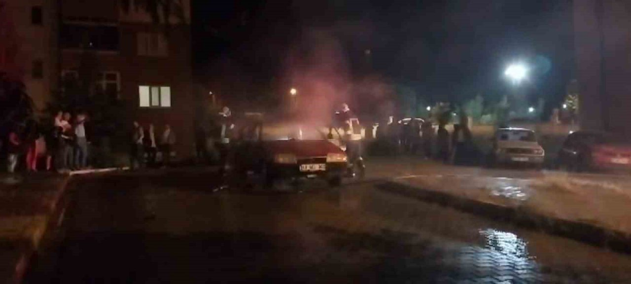 Tavşanlı’da araç yangını