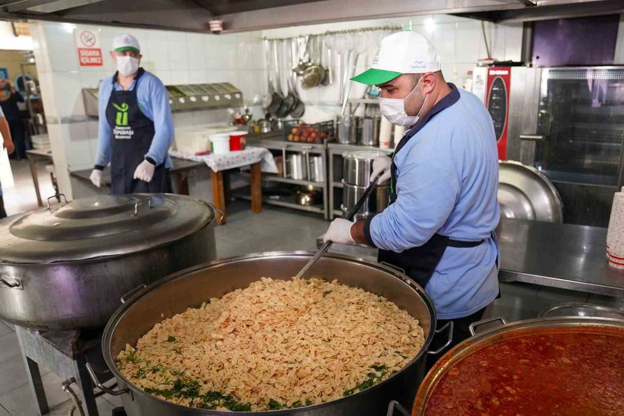 Tepebaşı’nda bereket paylaştıkça çoğalıyor