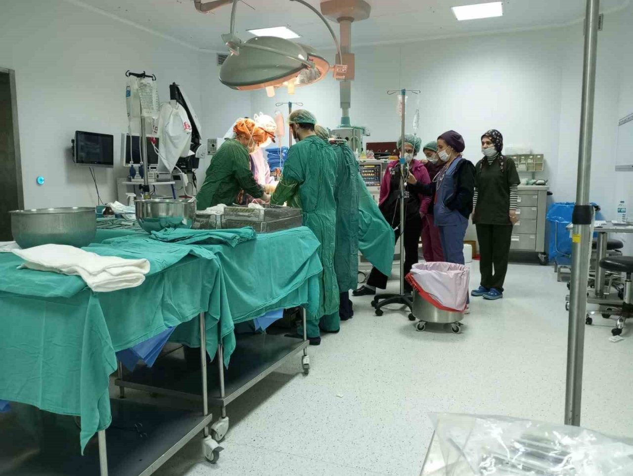 Yaşlı kadının organları 3 hastaya umut oldu