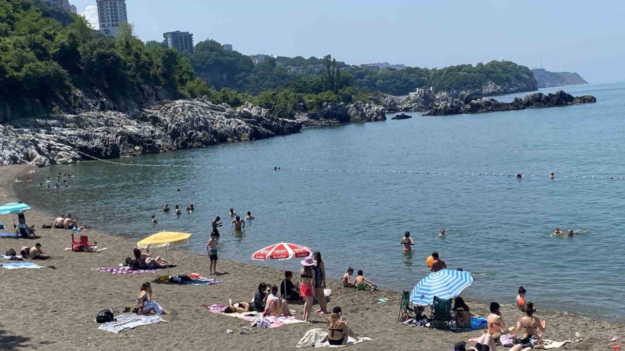 Sıcaklık artınca plaja ilgi arttı