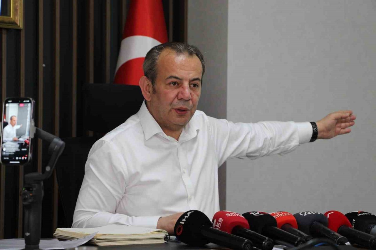 Tanju Özcan: "Koltuktan kalkmak istemeyen Kılıçdaroğlu’nu Atatürk’ün koltuğundan kaldırmak için yürüyorum"