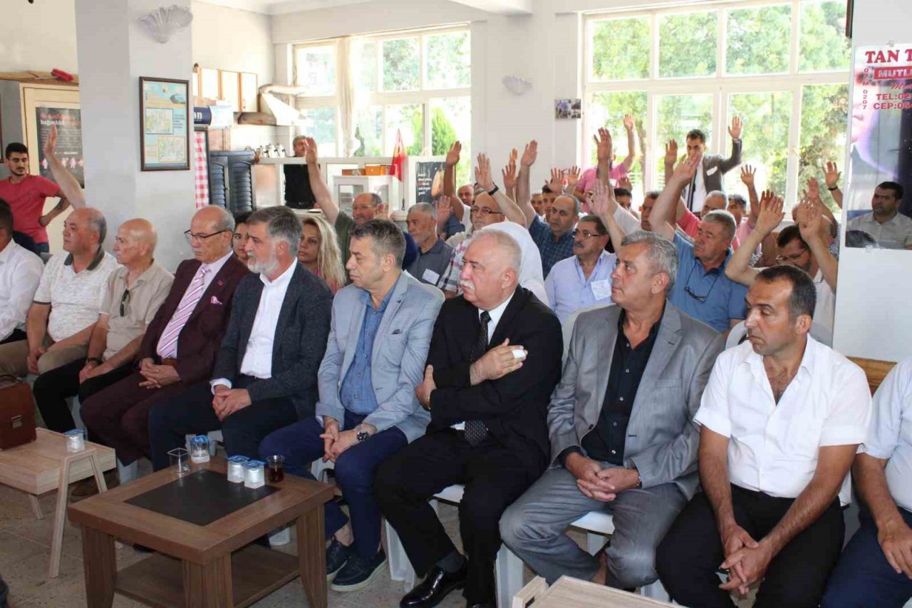 Okan Yalçın 7. defa güven tazeledi