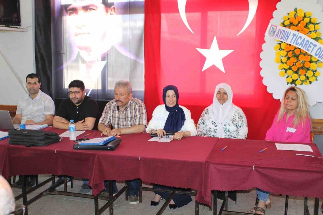 Okan Yalçın 7. defa güven tazeledi