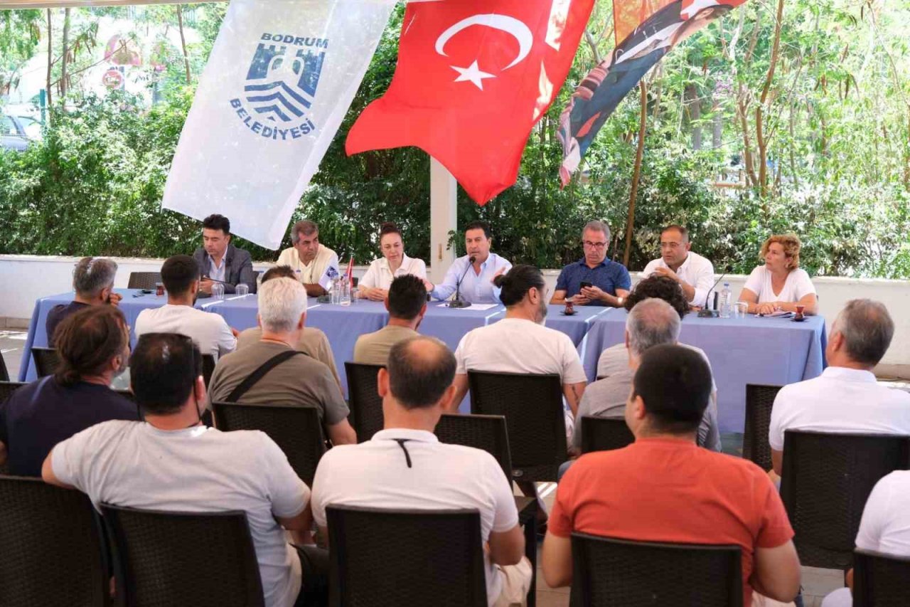 Başkan Aras, Bitez esnafıyla bir araya geldi