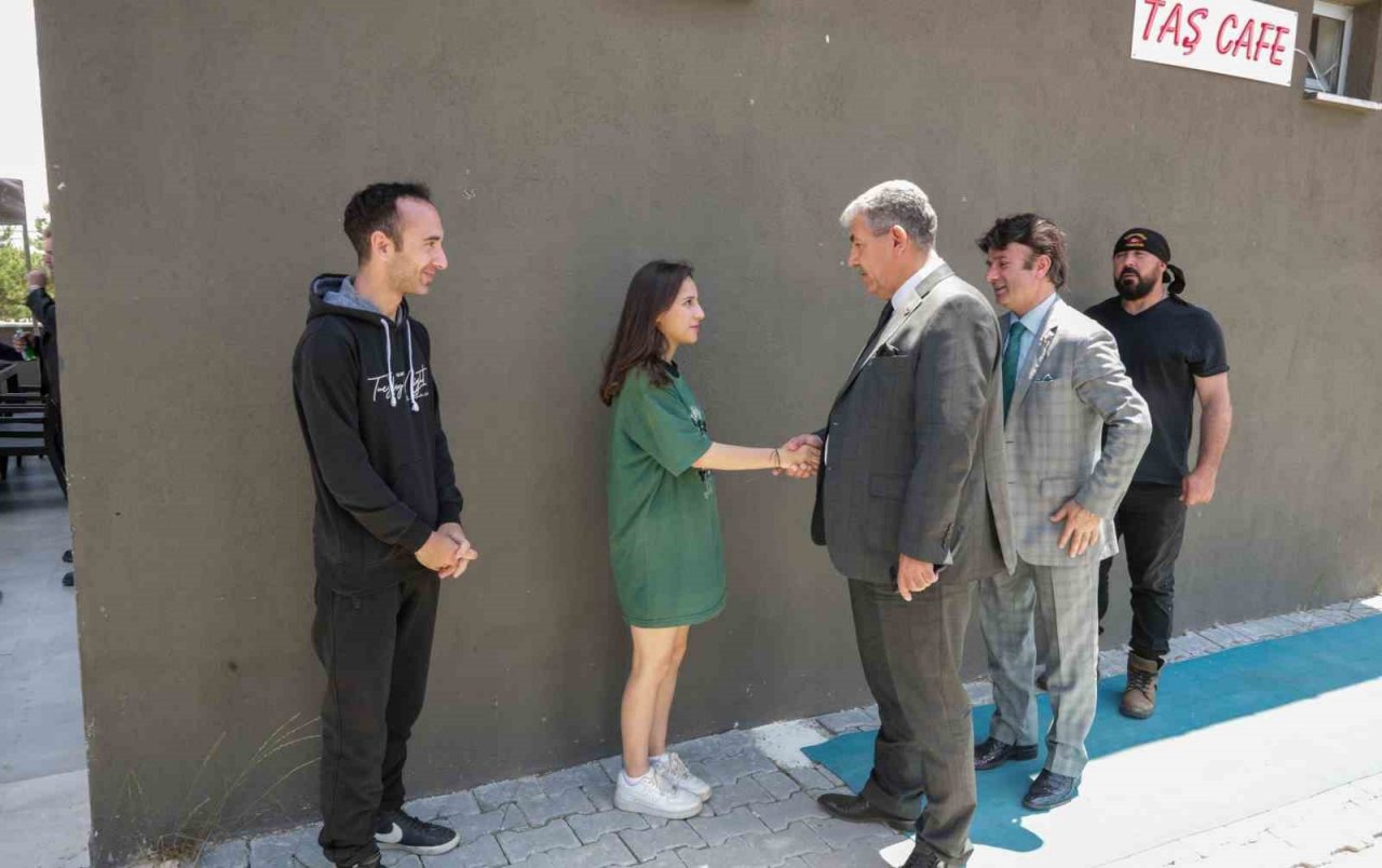 Başkan Vekili Abdullah Damcı, Sosyoloji Kampında gençlerle bir araya geldi